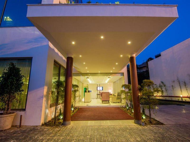 The Imperial Poonam Hotel Phagwara Exterior photo